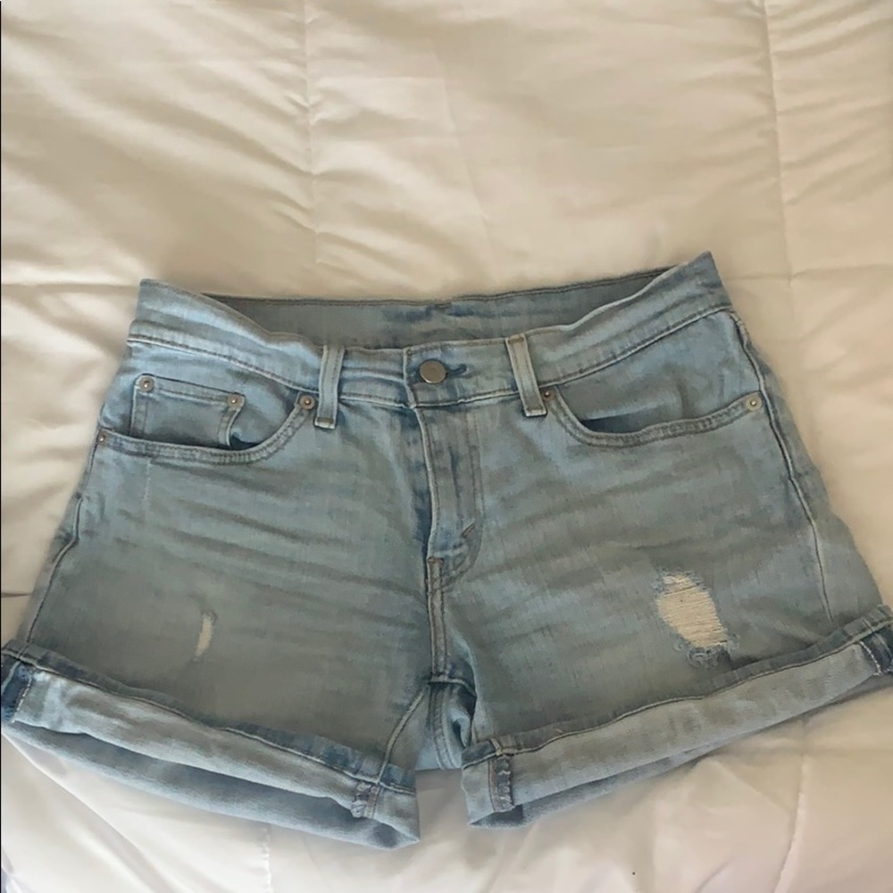 LEVI shorts
